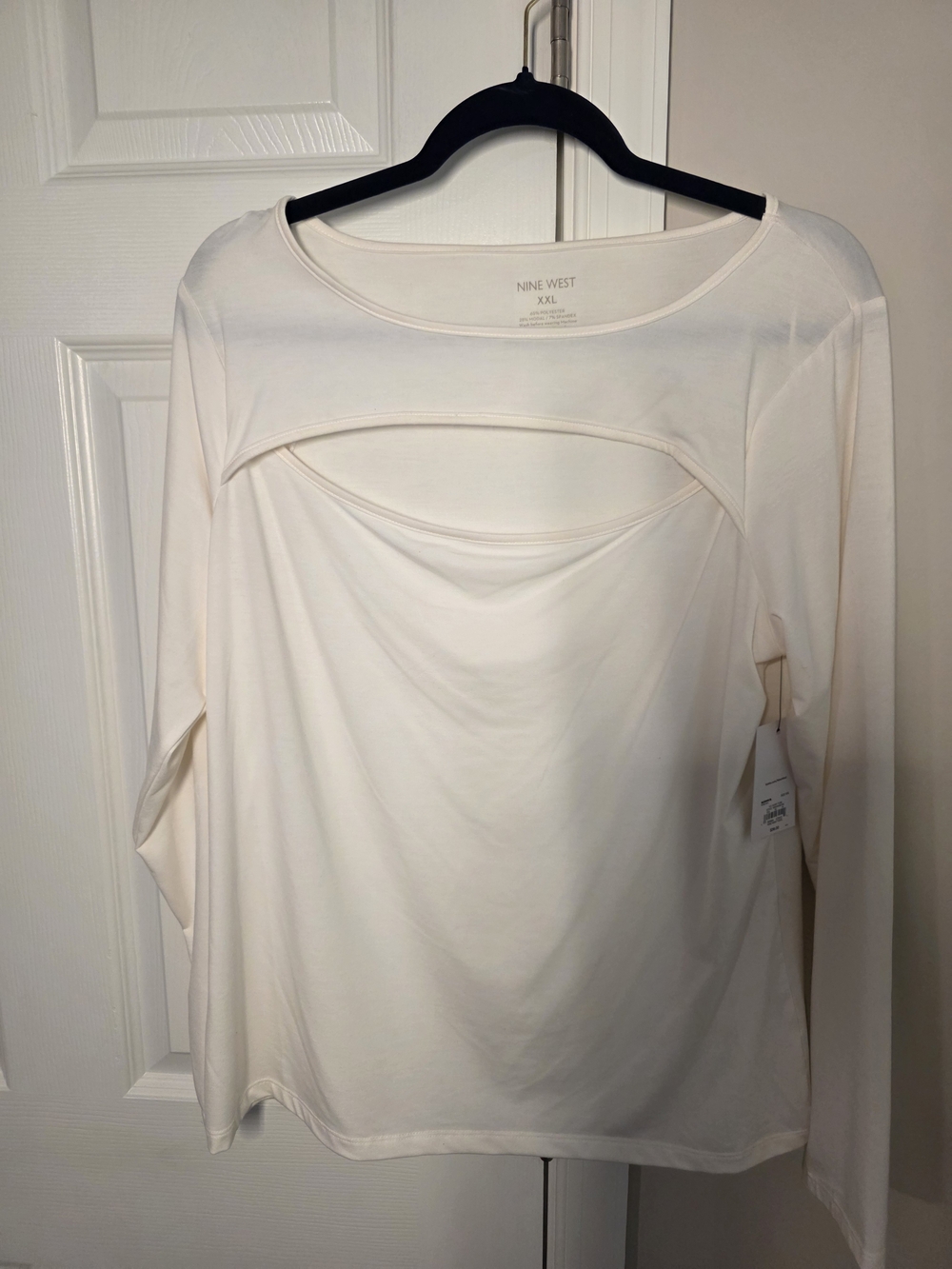 Nine West Soft Cream Long-Sleeve Cutout Top